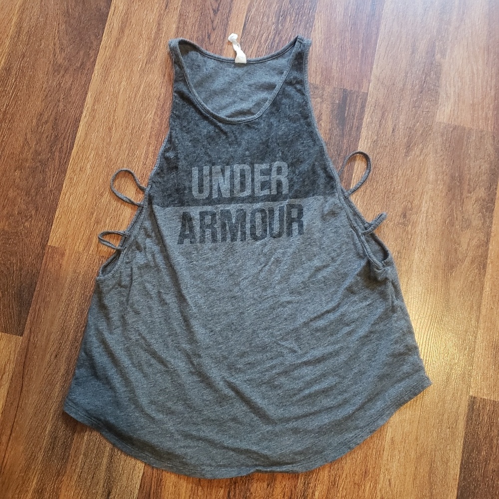 Under armour tank
